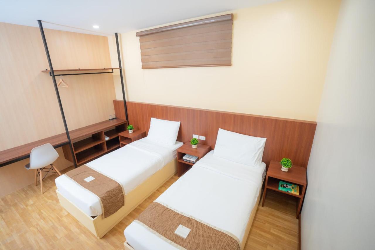 Sundaze Dormitel Hotel Naga  Exterior photo