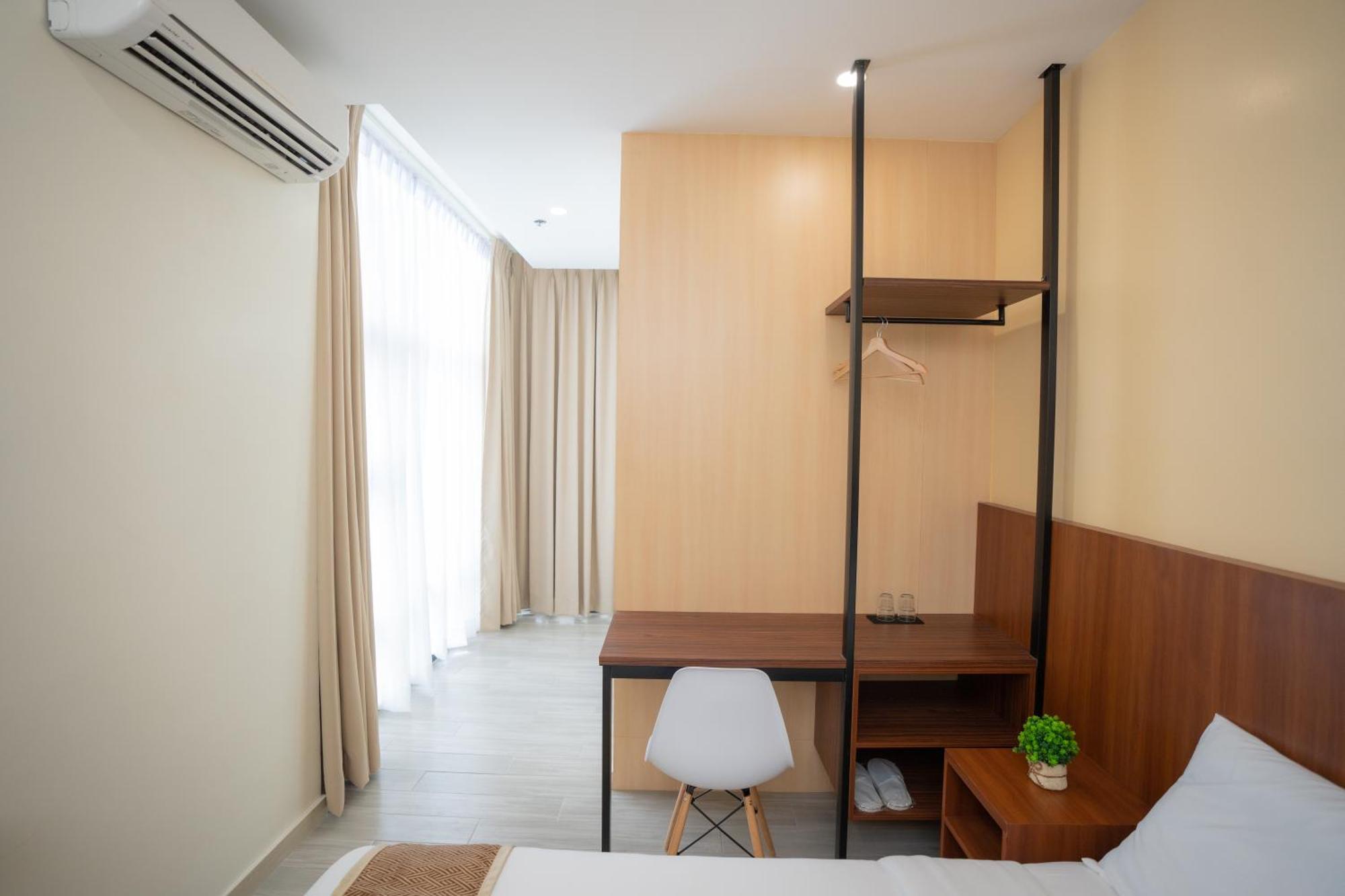 Sundaze Dormitel Hotel Naga  Exterior photo